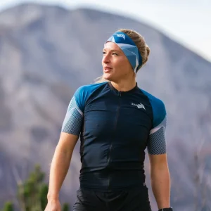 Glacier-Trail-top-pro-trail-running-femme-leger-respirant-fabrication-francaise-marque-francaise-kiwami-sports_sliderhomefullwidecopy6.pngv1667913398 Maillot de trail - Equilibrium TR Top PRO 2 Femme